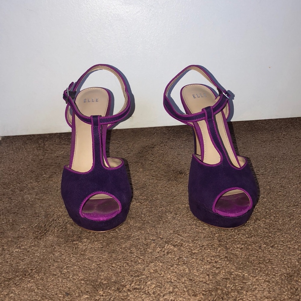 Elle high heels